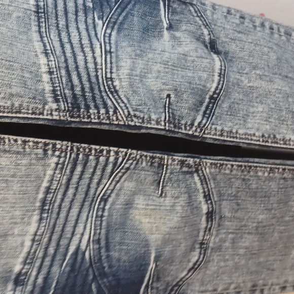 Virgin Only Jeans - Picture 5 of 10